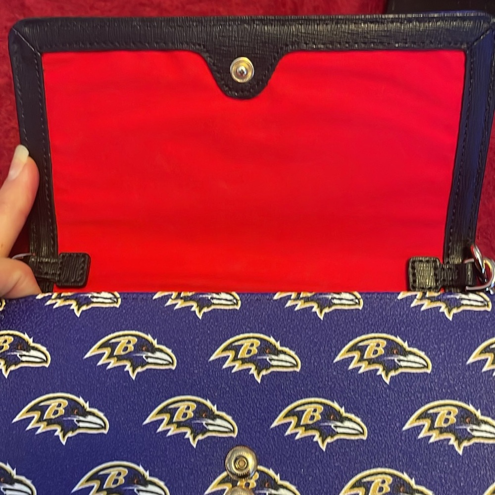 DOONEY & BOURKE NFL DAPHNE RAVENS LOGO WALLET CROSSBODY BAG CLUTCH PURPLE BLUE - Picture 10 of 15